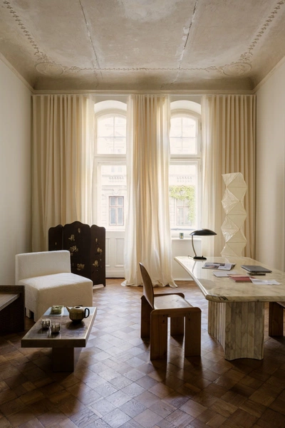 Marble interior for testing rectangular crop selection